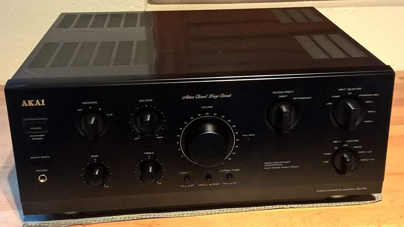 Akai AM-59
