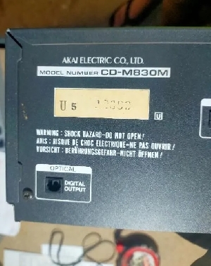 CD-M830M