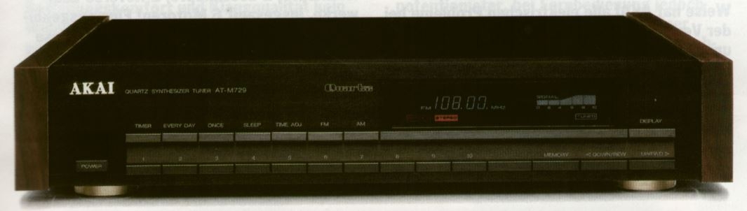 Akai AT-M739