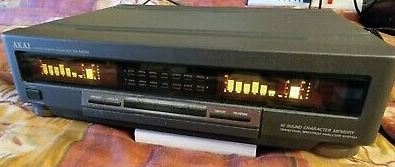 Akai EA-M800