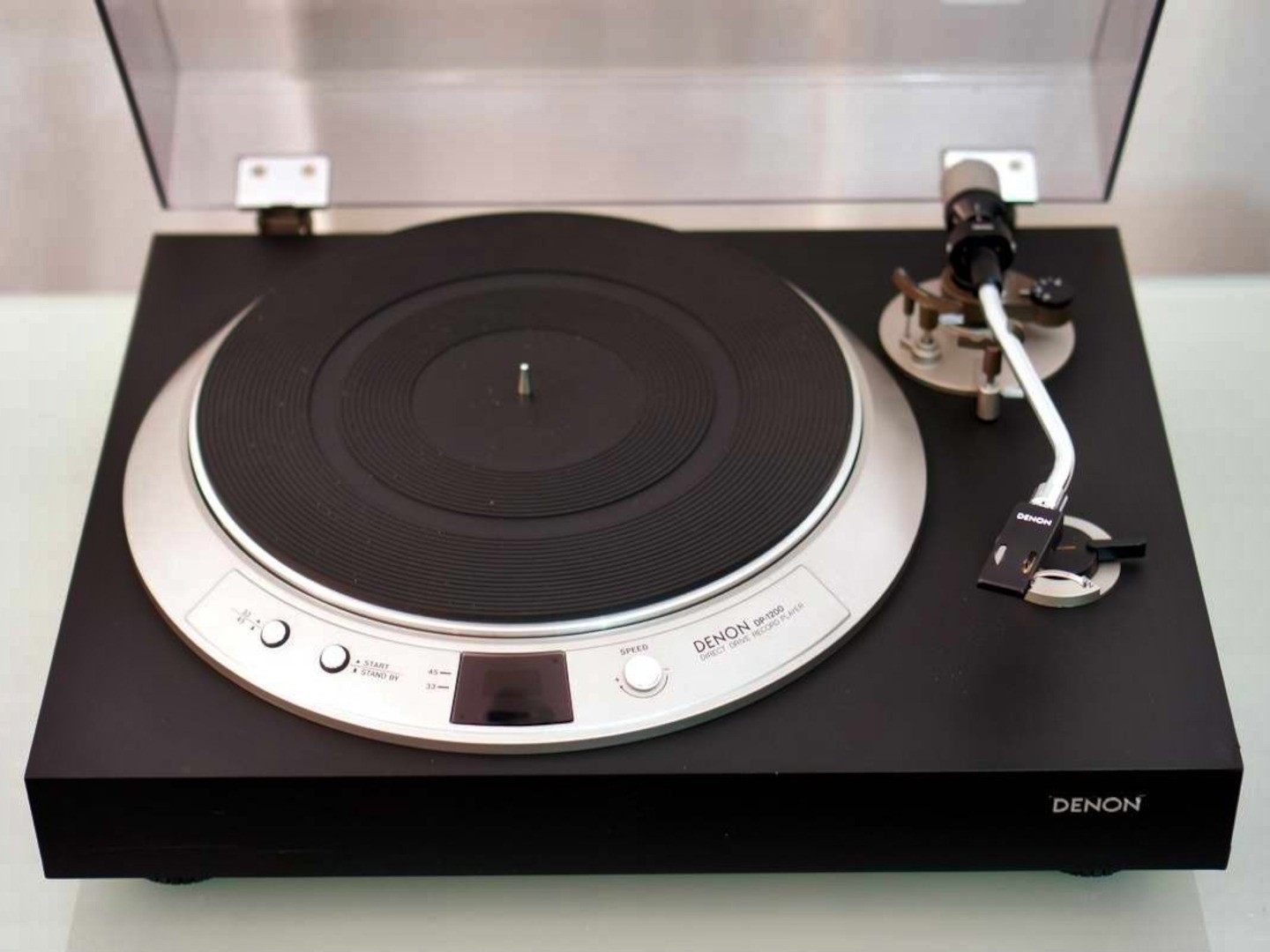 Denon DP-1200