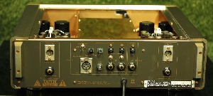 Denon DA-S 1 - Face arrière