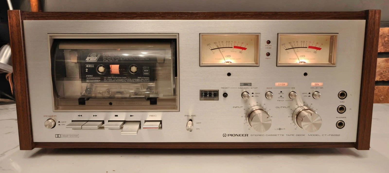 Pioneer CT-F8282
