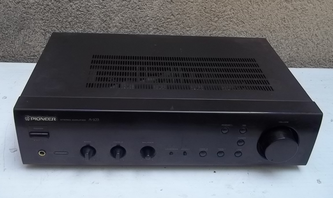 Pioneer A-103