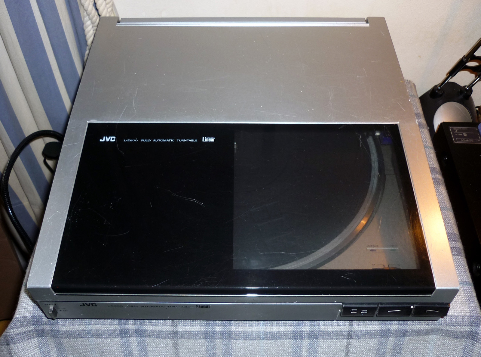 JVC L-E600