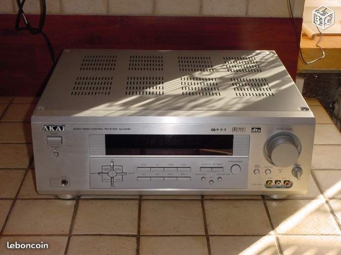 Akai AA-V2080
