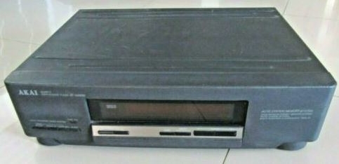 Akai AM-M600