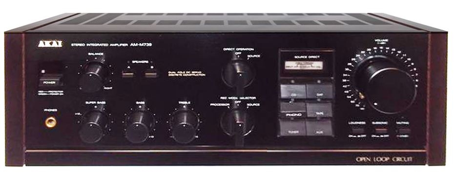 Akai AM-M739