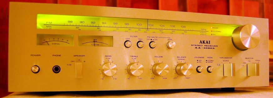 Akai AA-1030L