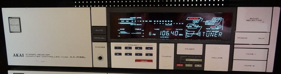 Akai AA-R32L