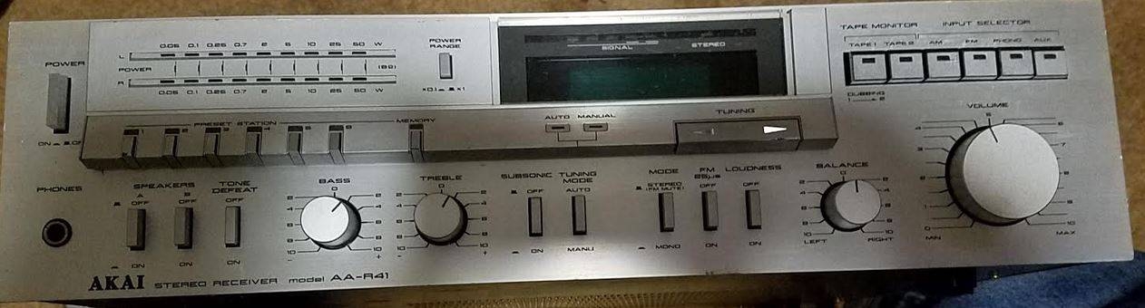 Akai AA-R41