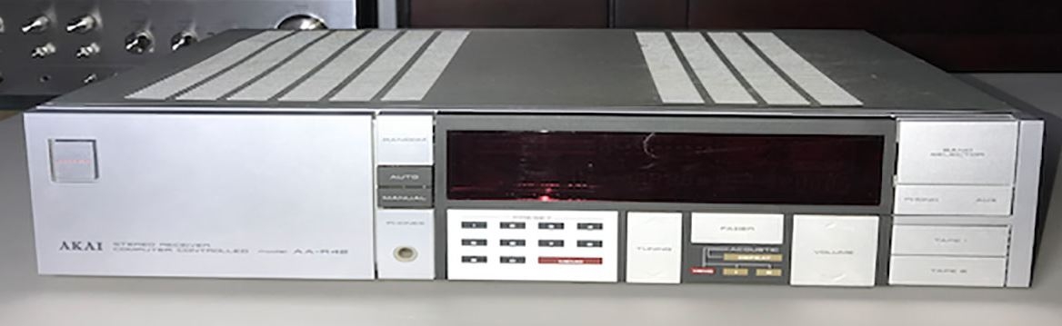 Akai AA-R42