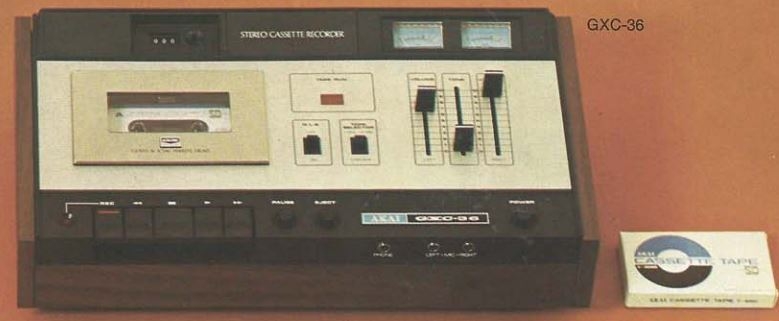 Akai GXC-36