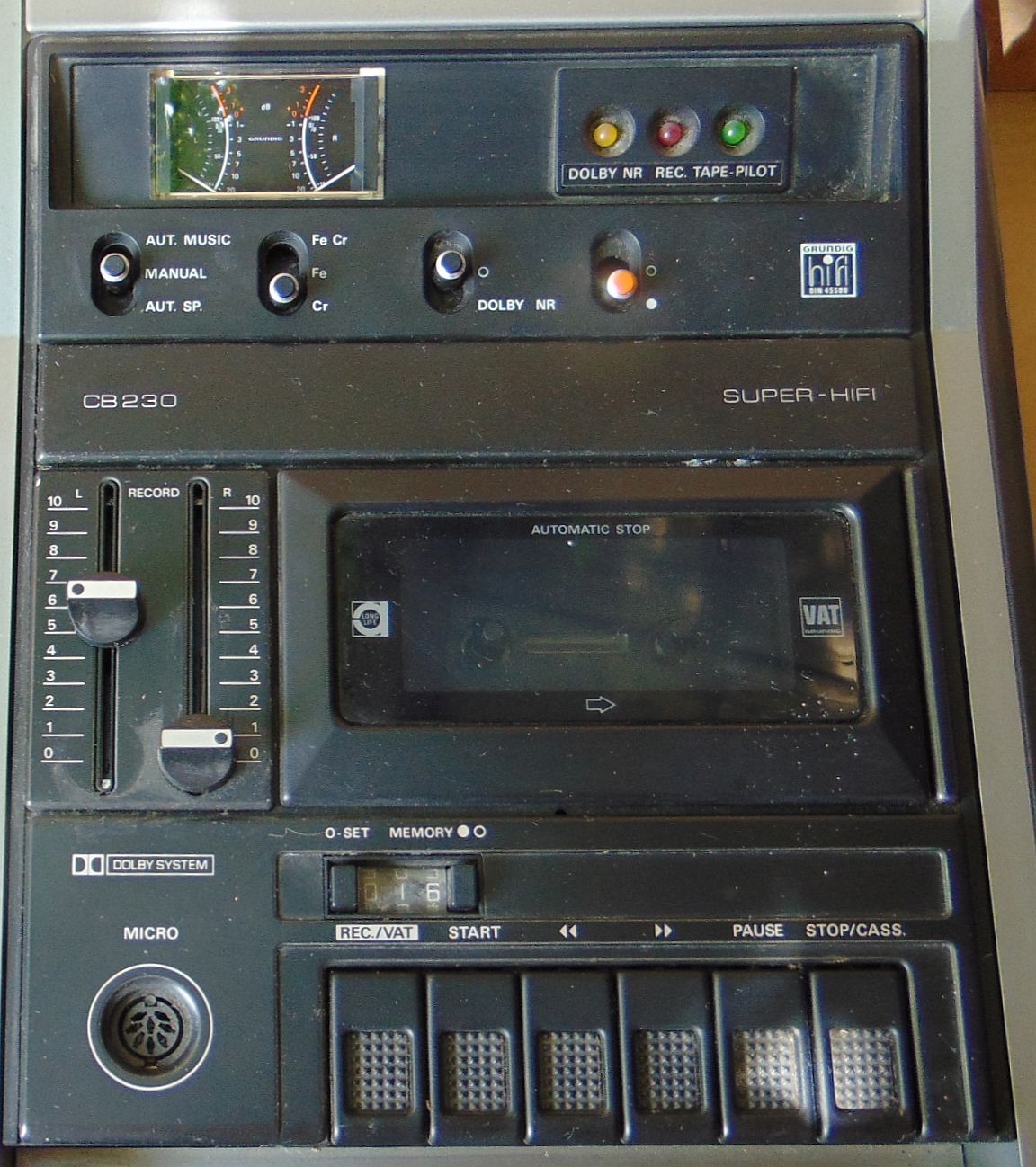 Grundig CB 230
