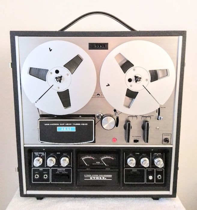 Akai 1731L