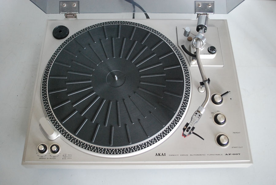Akai AP-007