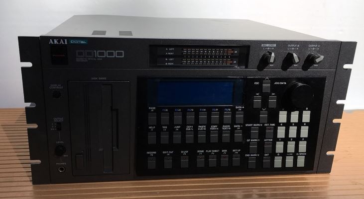Akai DD-1000