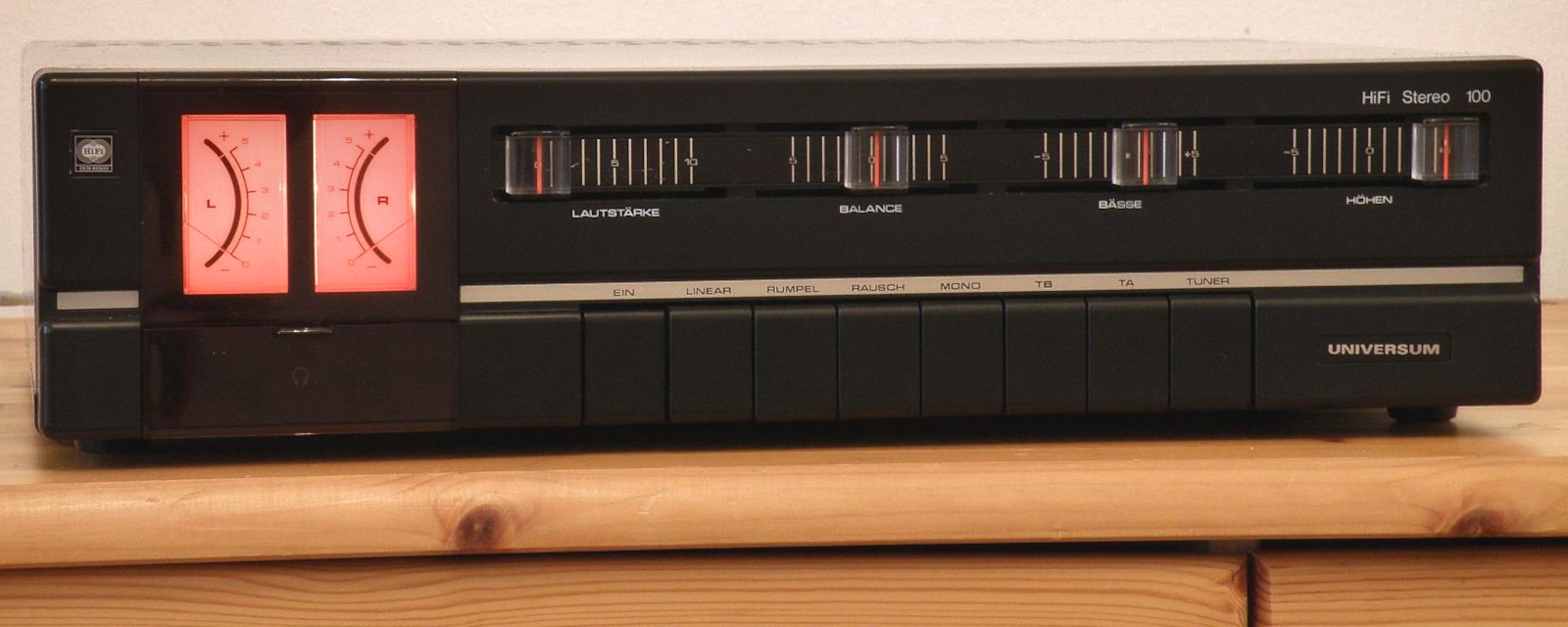 Quelle - Universum V 2352 Stereo 100