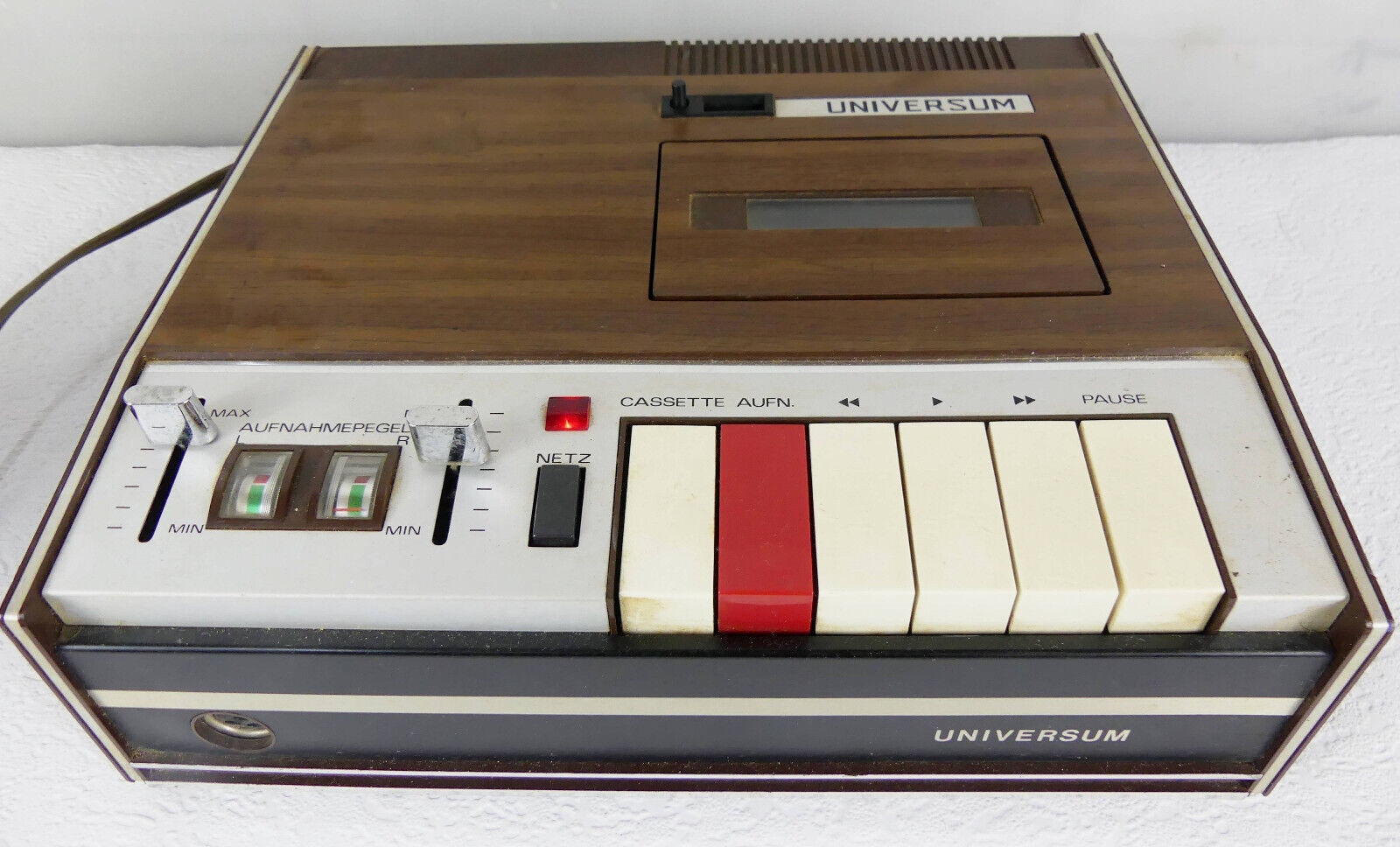 Quelle - Universum CT 2315