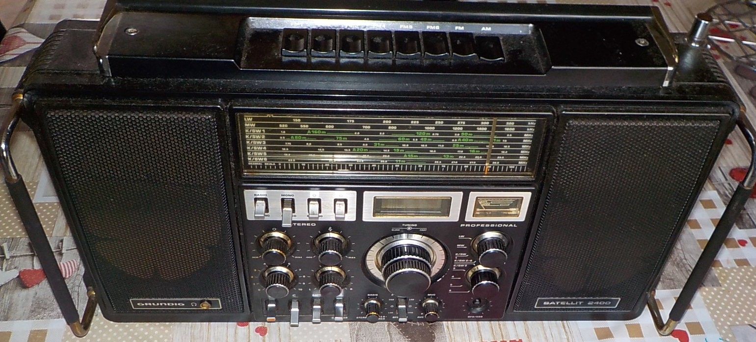 Grundig SATELLIT 2400 PROFESSIONAL