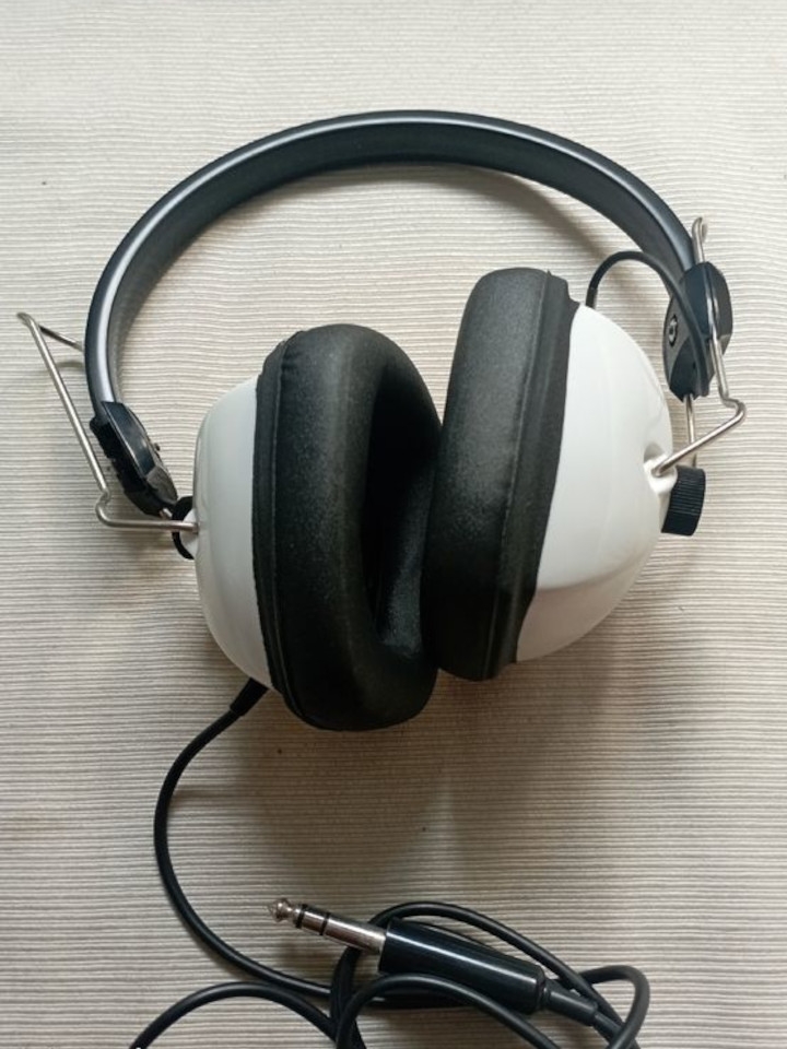 Phonia TE 1037