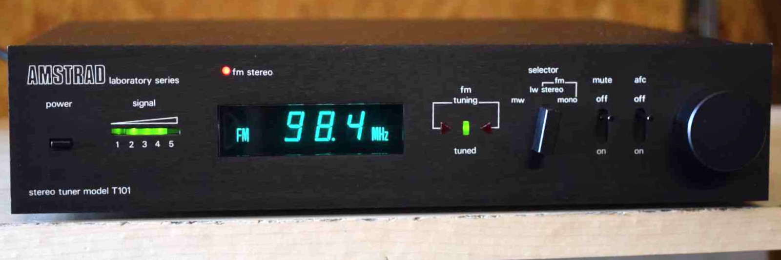 Amstrad T 101 Laboratory Series