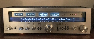 Version Scott 370 R à 2 gammes PO/FM