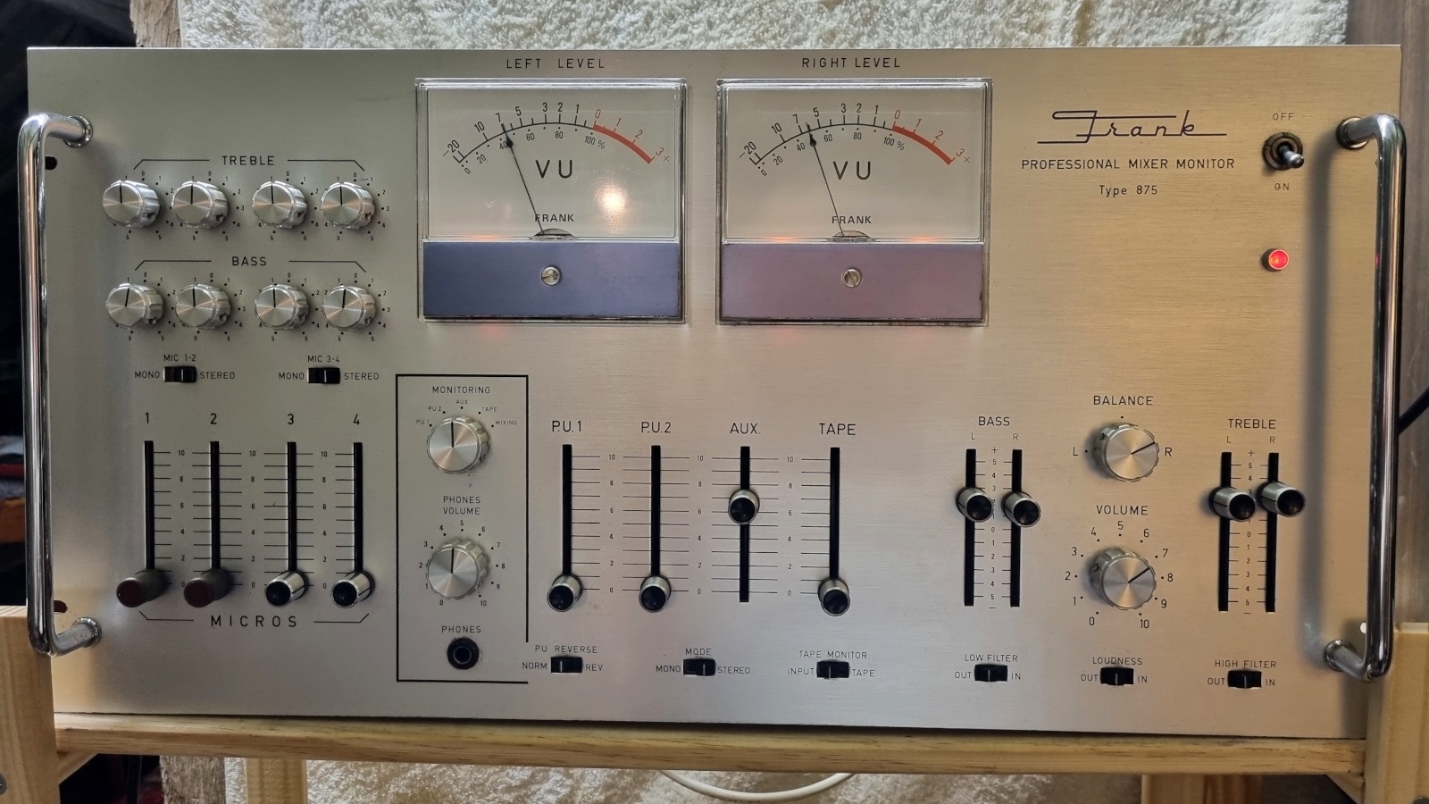 Frank 875 Professional Mixer Monitor