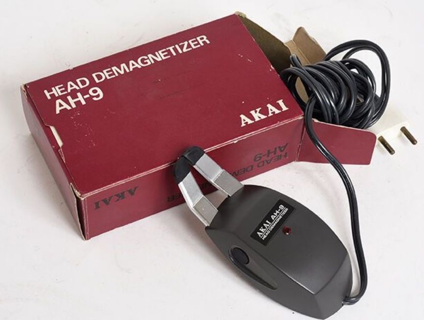 Akai AH-9