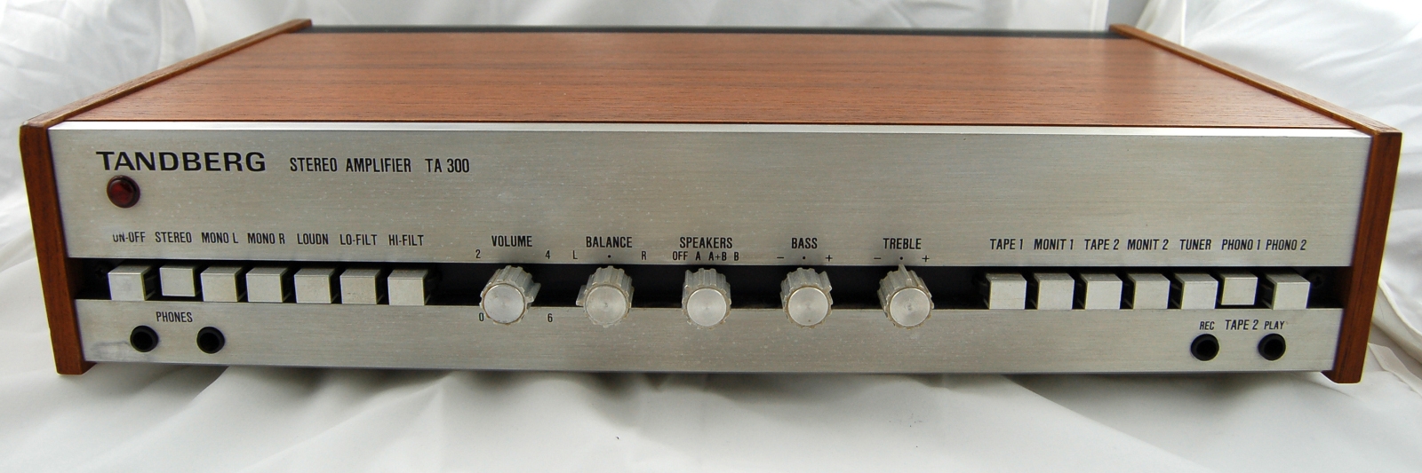 Tandberg TA 300