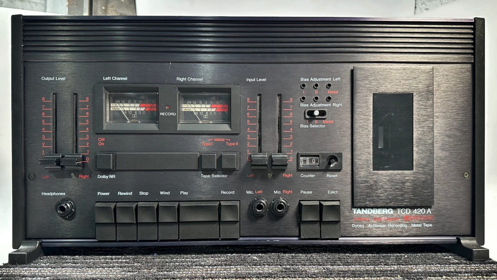 Tandberg TCD 420 A