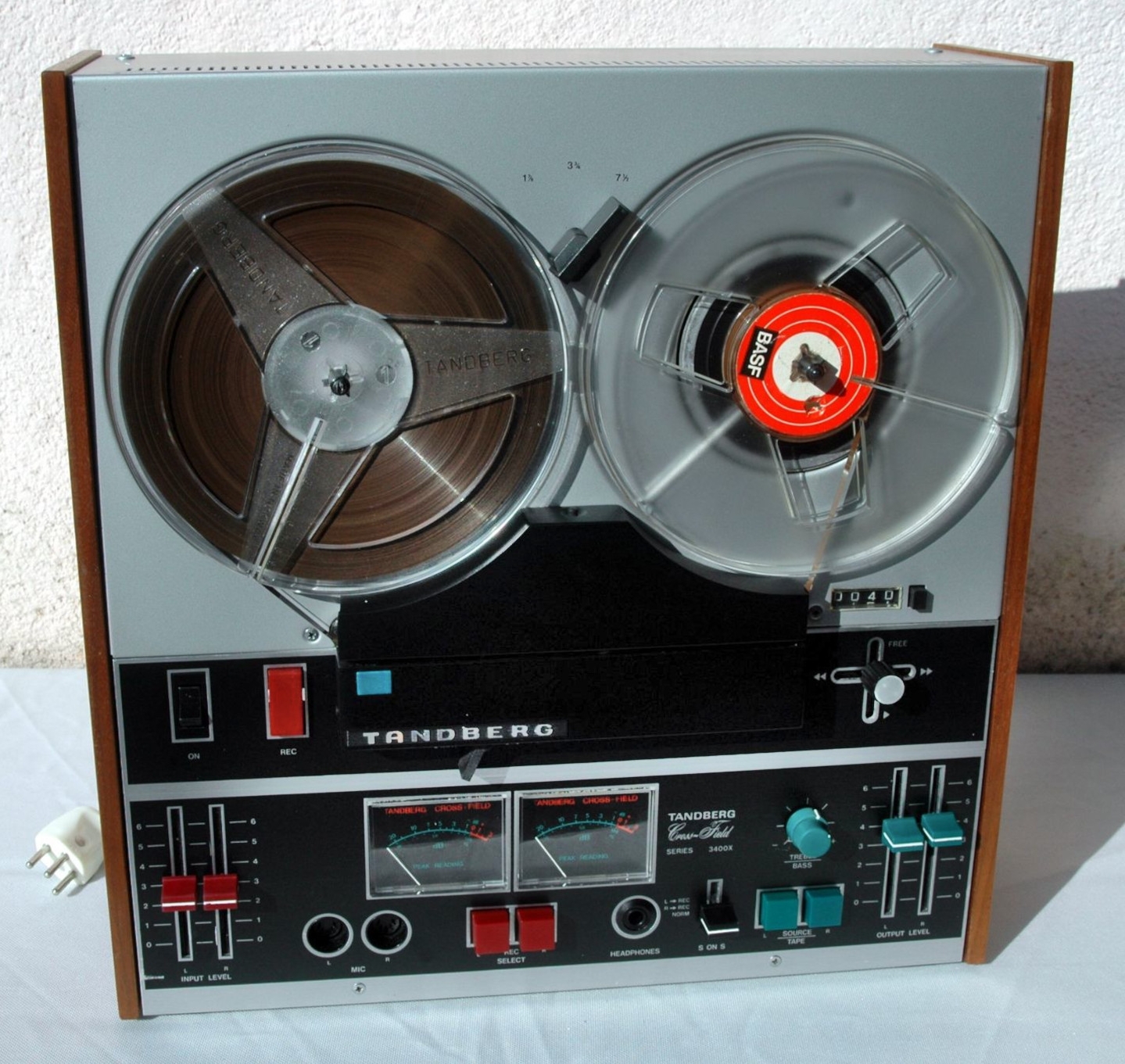 Tandberg 3400 X