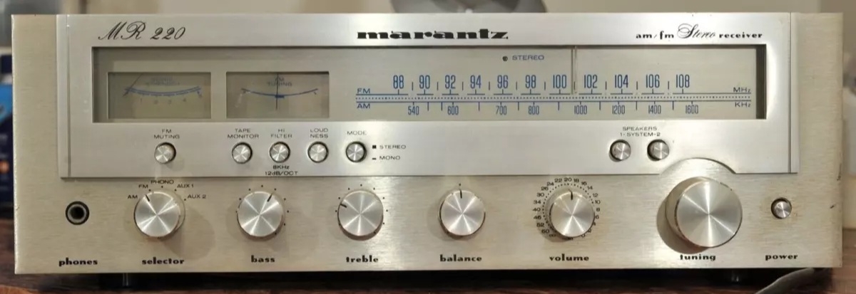 Marantz MR 220