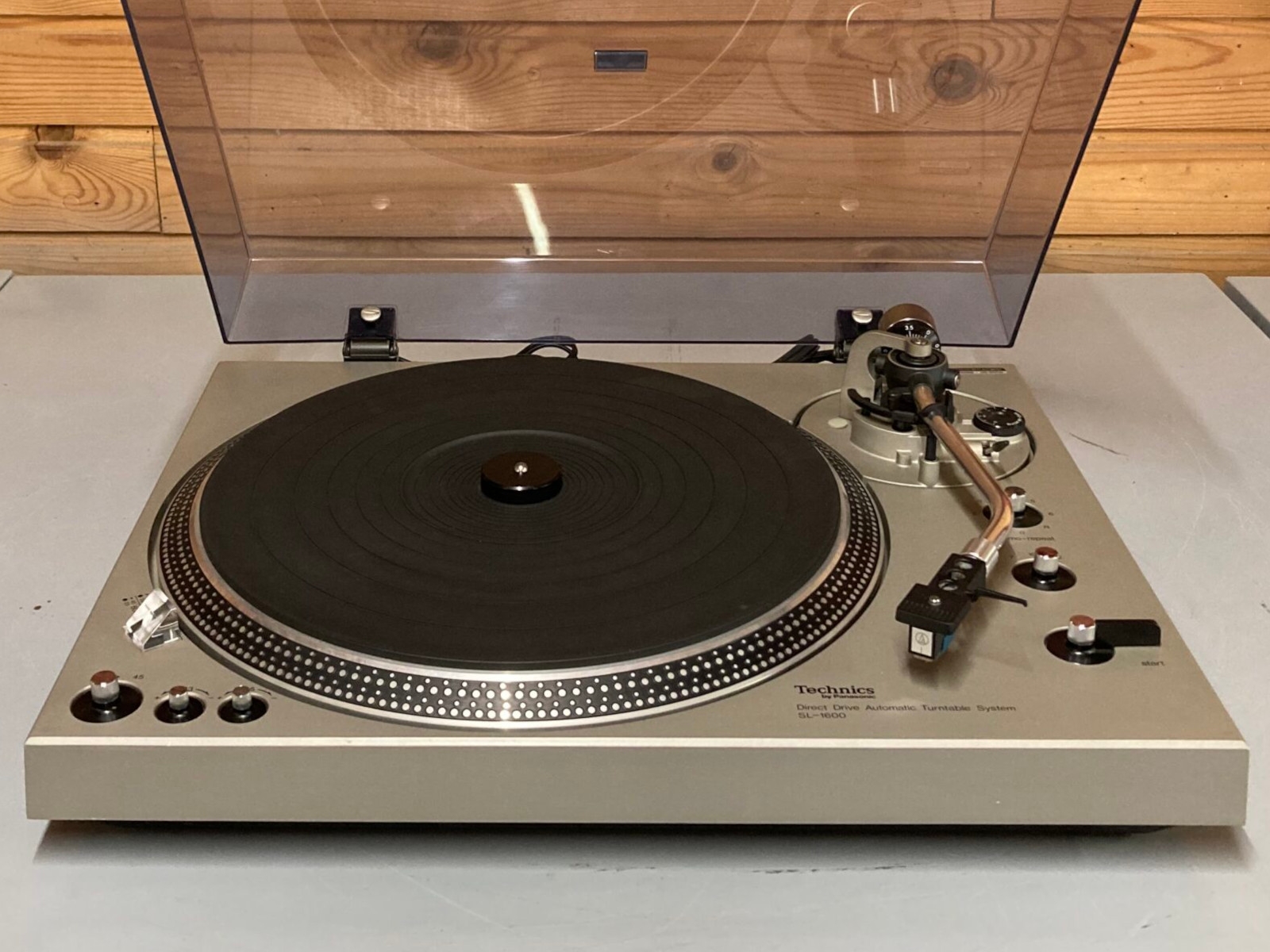 Technics SL-1600 / SL-1610