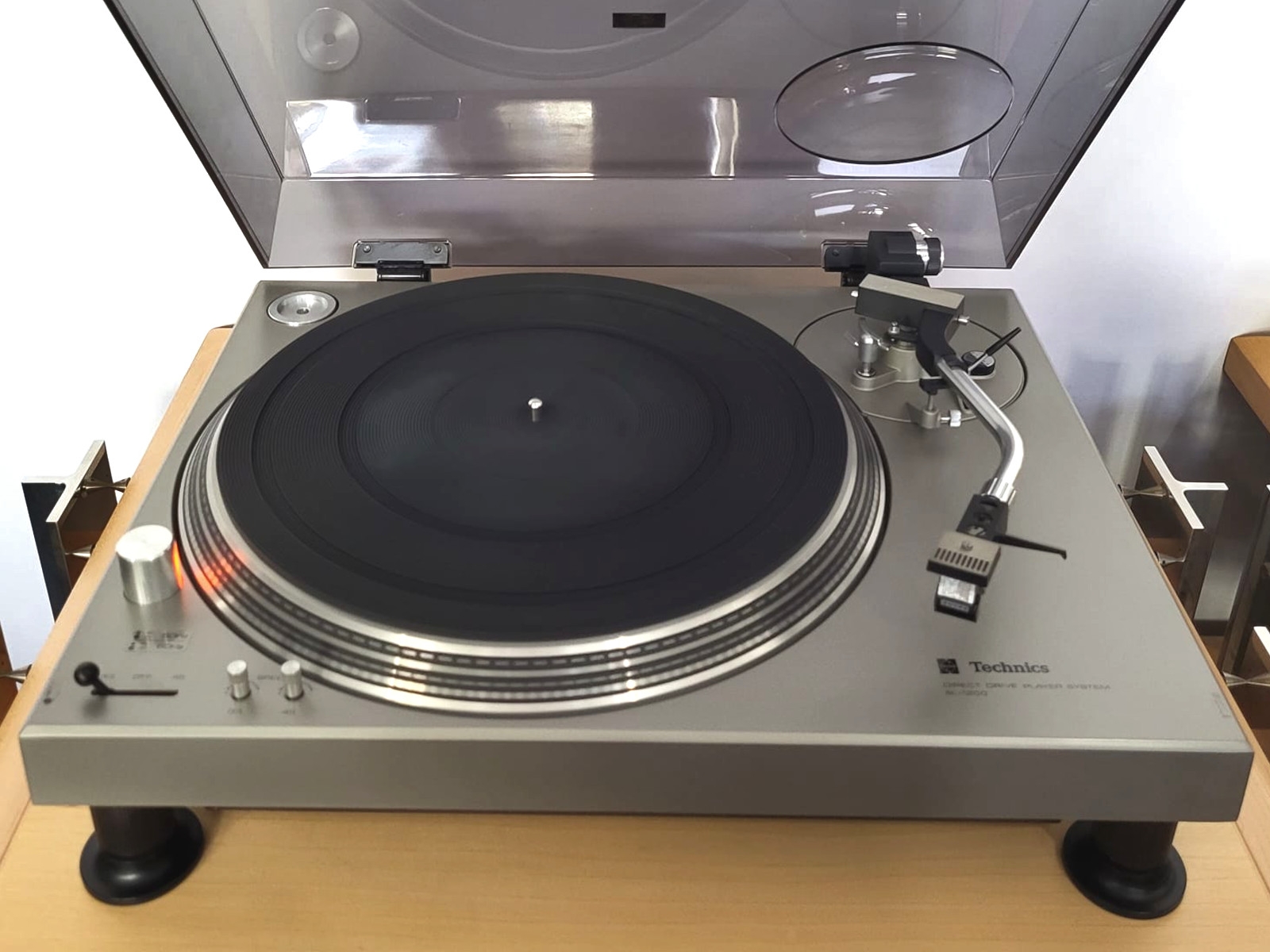 Technics SL-1200