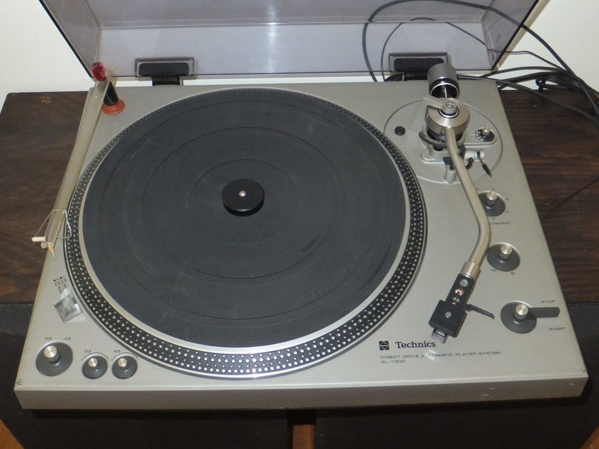 Technics SL-1300