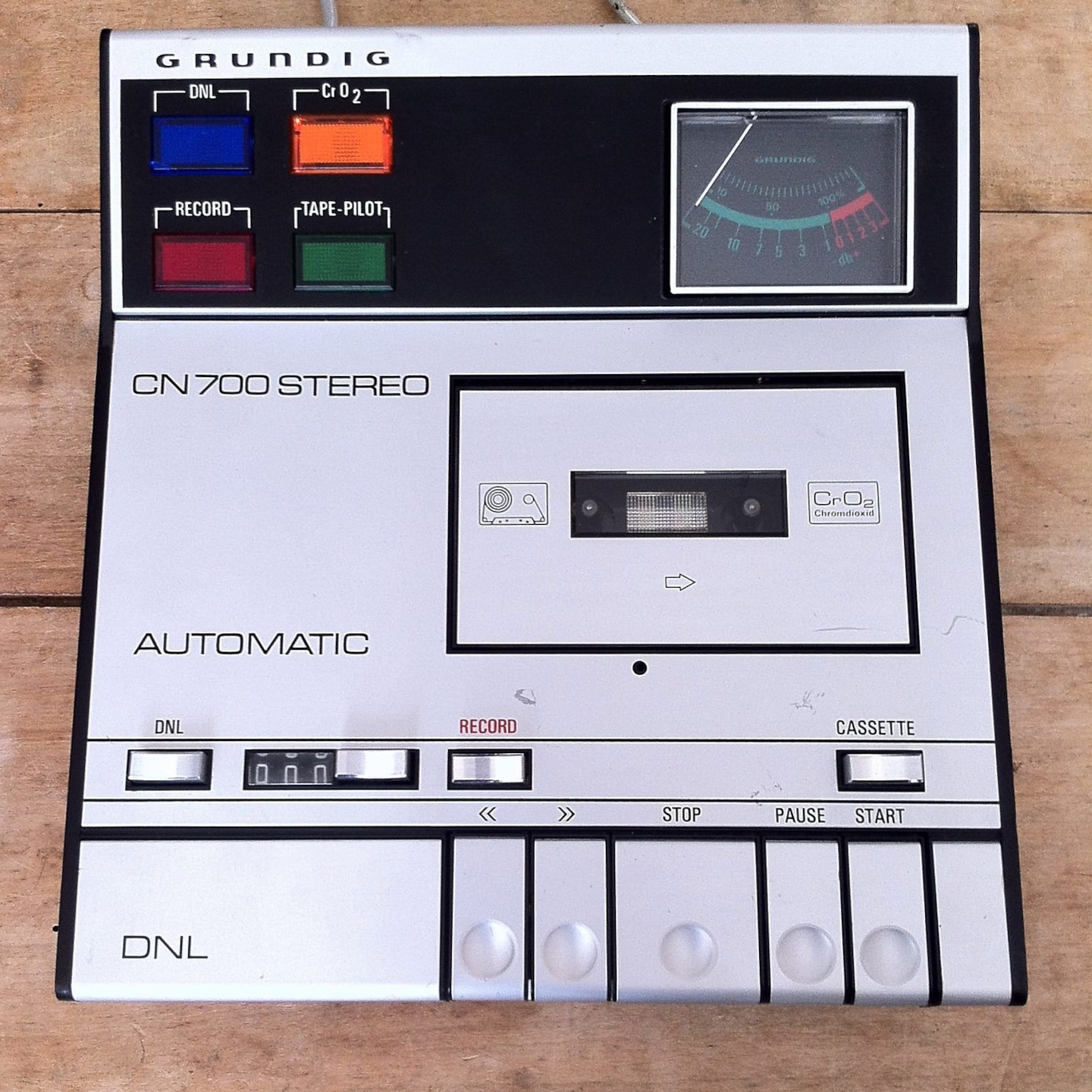 Grundig CN 700, CN 710 Stereo