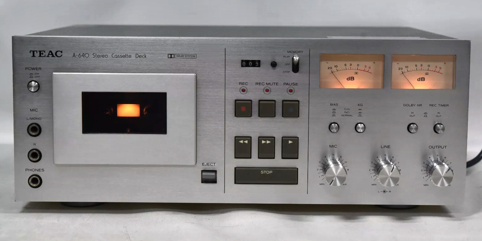 Teac A-640