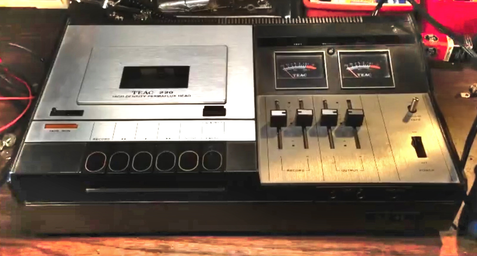 Teac A-220 (220)