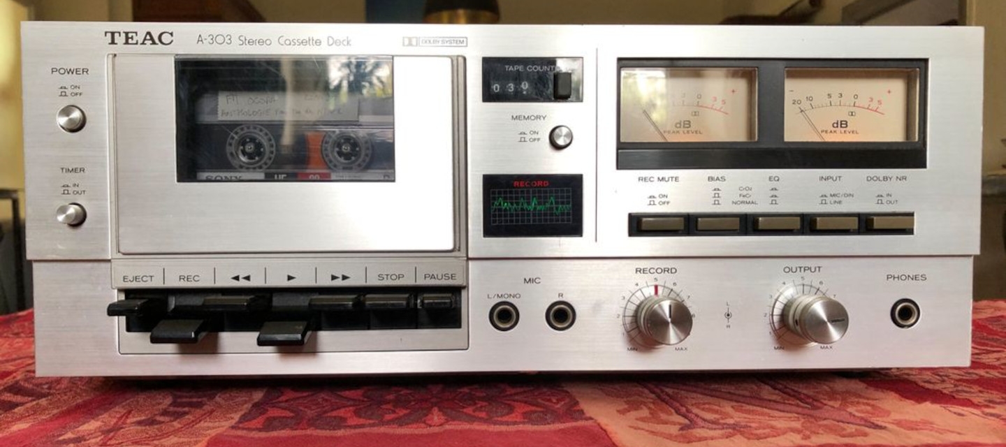 Teac A-303