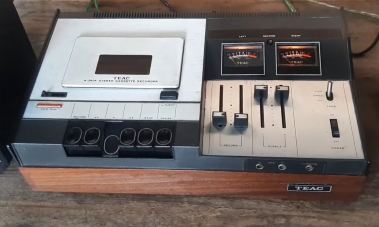 Teac A-280