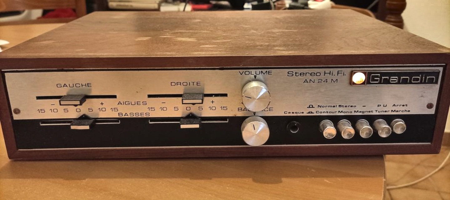 Grandin  -   Cristal-Grandin AN 24 M