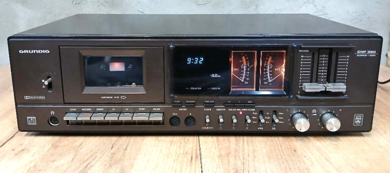 Grundig CNF 350
