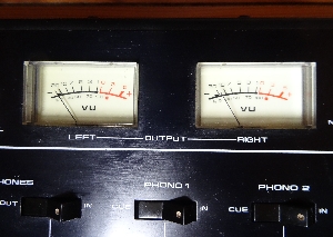 Realistic Stereo Disco Mixer Type 32-1100A