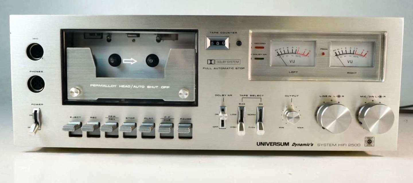 Quelle - Universum CT 3298 (Dynamic's System HiFi 2500)