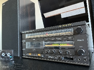Philips F 1645