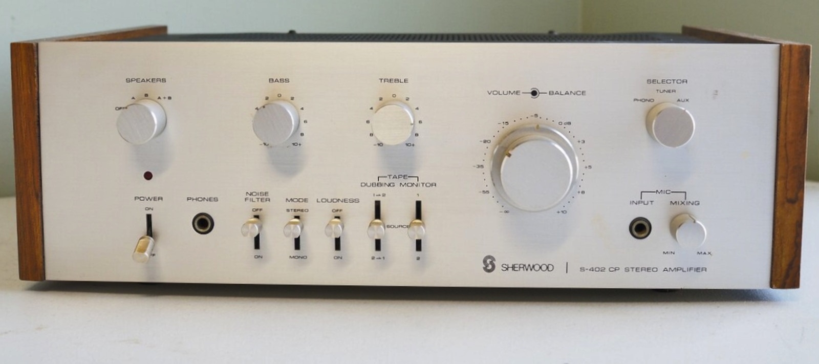 Sherwood S-402 CP