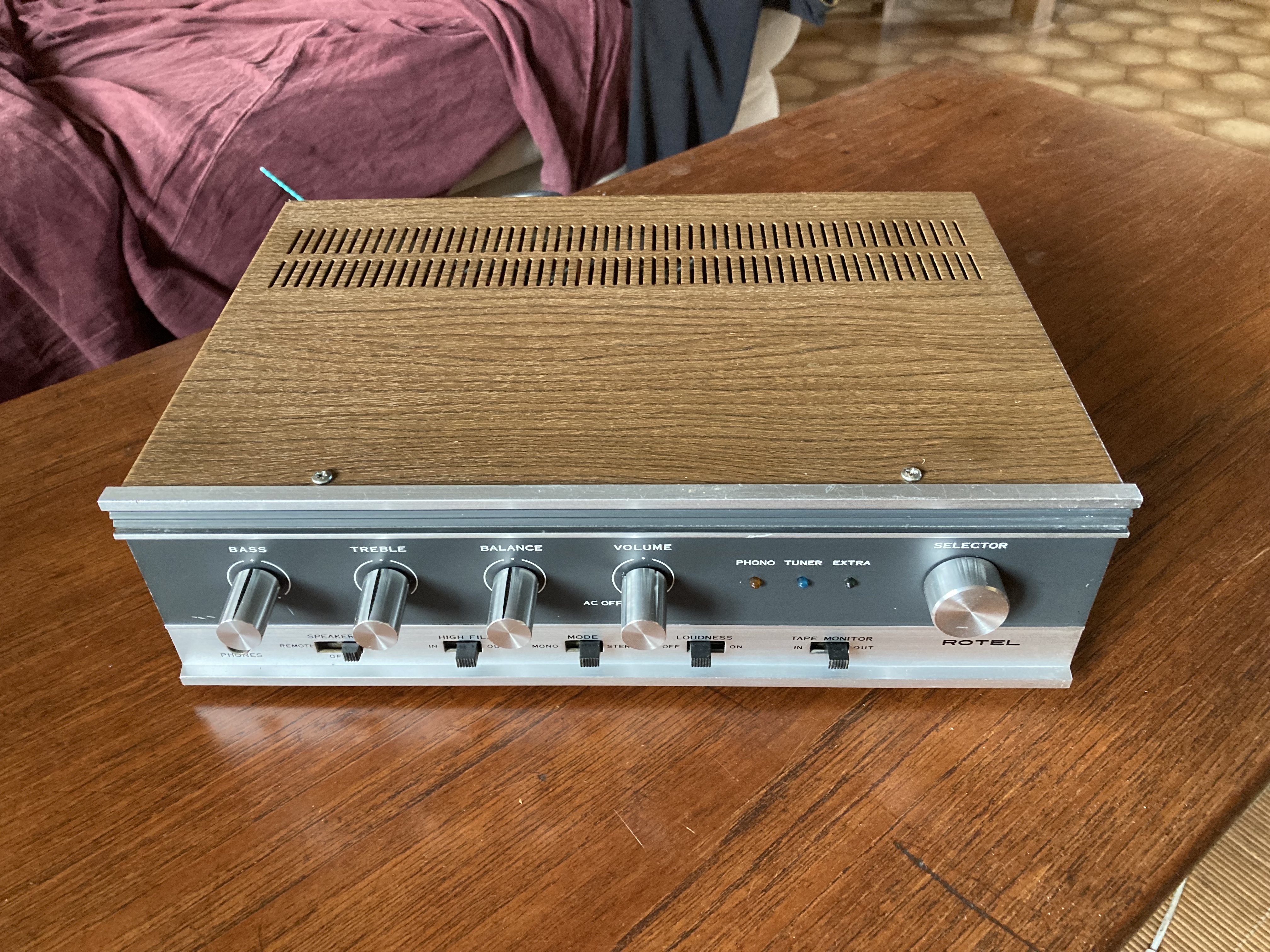 Rotel 100 AMP