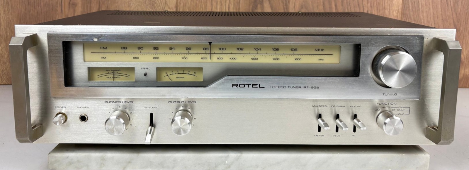 Rotel RT-925