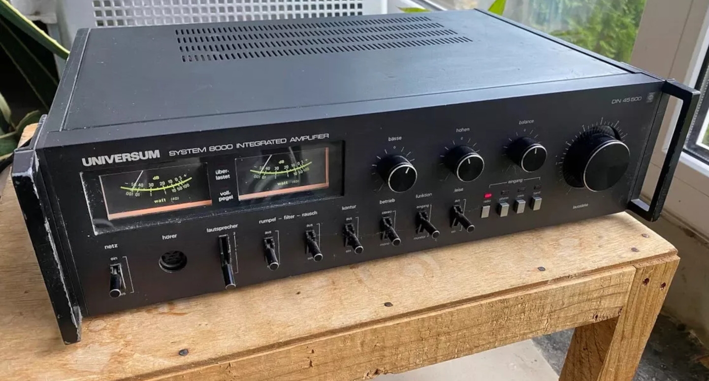 Quelle - Universum V 2686 (System 8000)